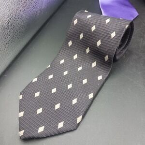 Giorgio Armani Mens Classic 100% Silk Made in Italy Black Silver Diamond Tie